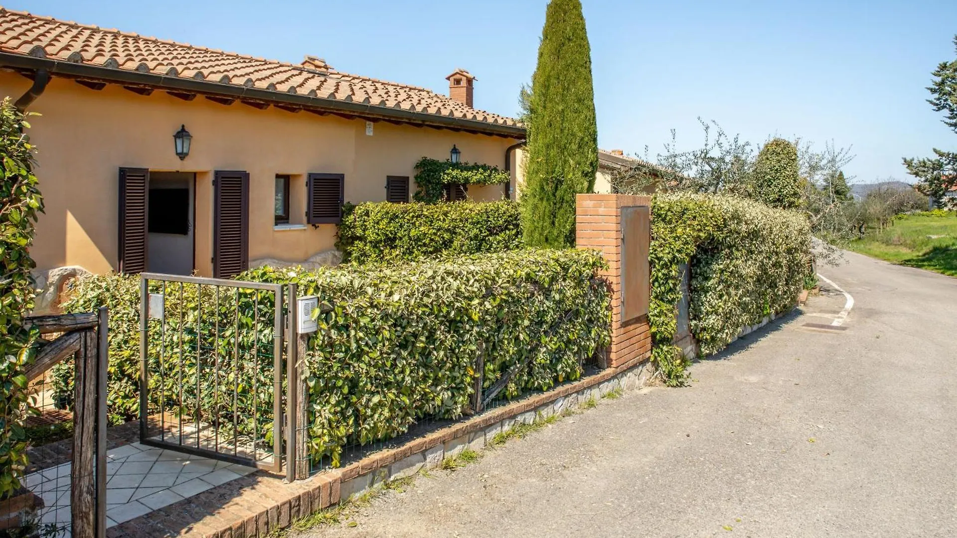 Noi 2 Vacanze - Il Nido Di Gina Contignano Italy
